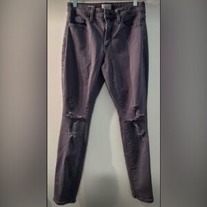 Women’s Universal thread Distressed Skinny Jeans -Gray Size 2/26R